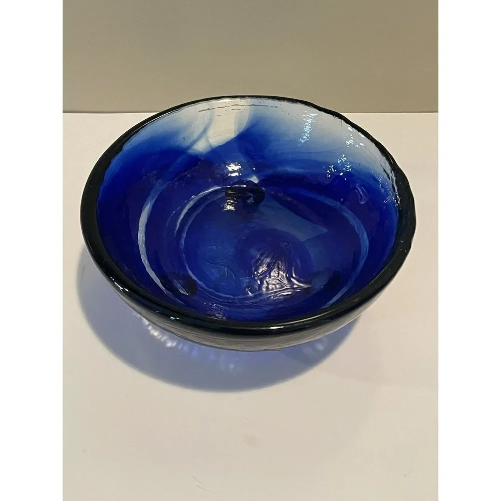 VIVA TERRA Molcajete Recycled‎ Glass Bowl, 3 Footed Serving Bowl